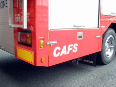 後方側面に『ＣＡＦＳ』の文字