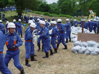 水防訓練（平成１９年水防訓練実施写真）