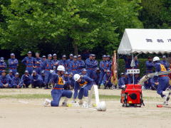 神崎消防団による小型ポンプ操法