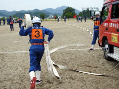 第３７回舞鶴市消防団消防操法大会の様子