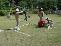 消防操法大会小型ポンプの部の写真