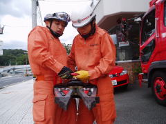 油圧スプレッダーの写真